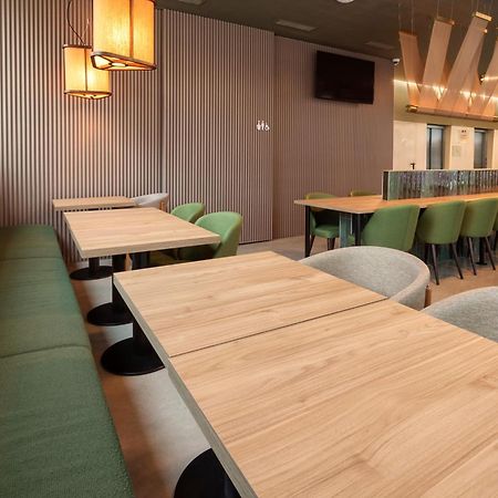B&B Hotel Santo Tirso Bagian luar foto