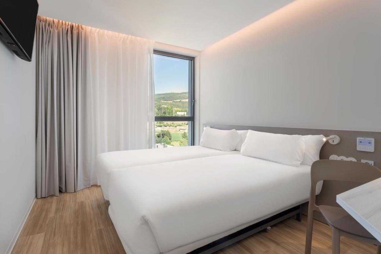 B&B Hotel Santo Tirso Bagian luar foto